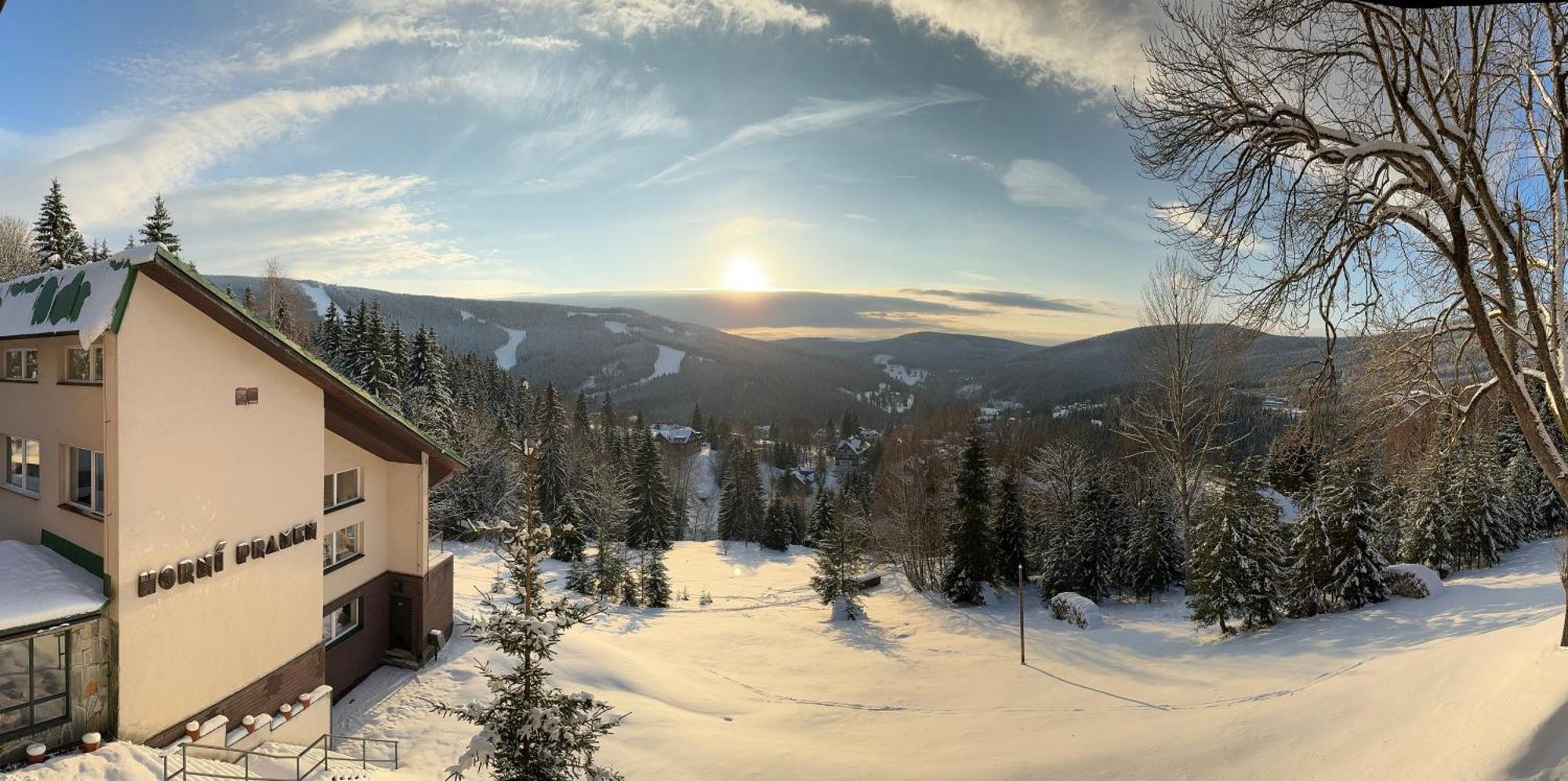 Hotel Horní Pramen Spindleruv Mlyn Exterior foto