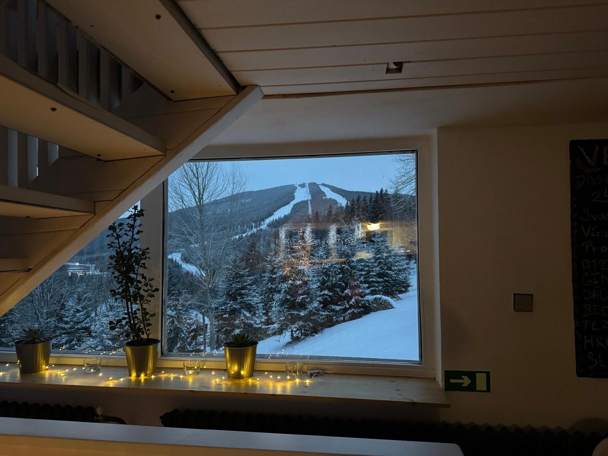 Hotel Horní Pramen Spindleruv Mlyn Exterior foto