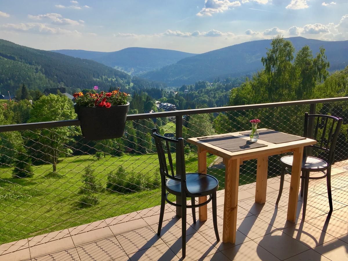 Hotel Horní Pramen Spindleruv Mlyn Exterior foto